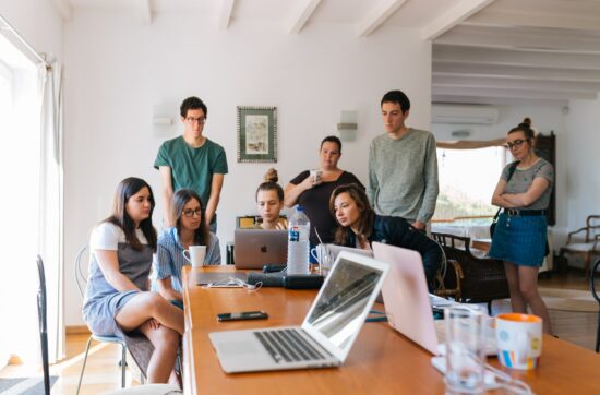 Top Reasons to outsource HR services